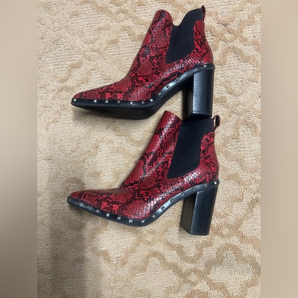 Charles David boots - Picture 3 of 6